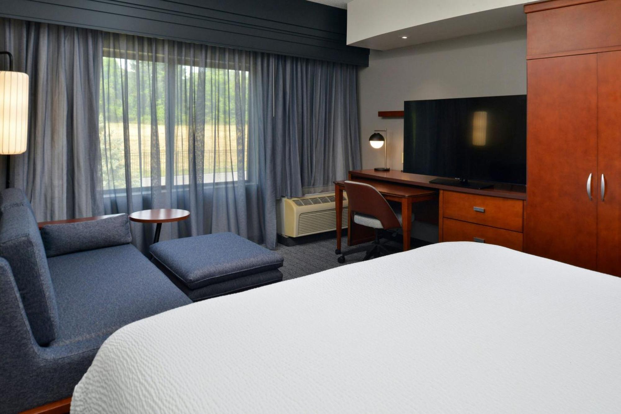 Courtyard By Marriott Harrisburg Hershey Exterior foto